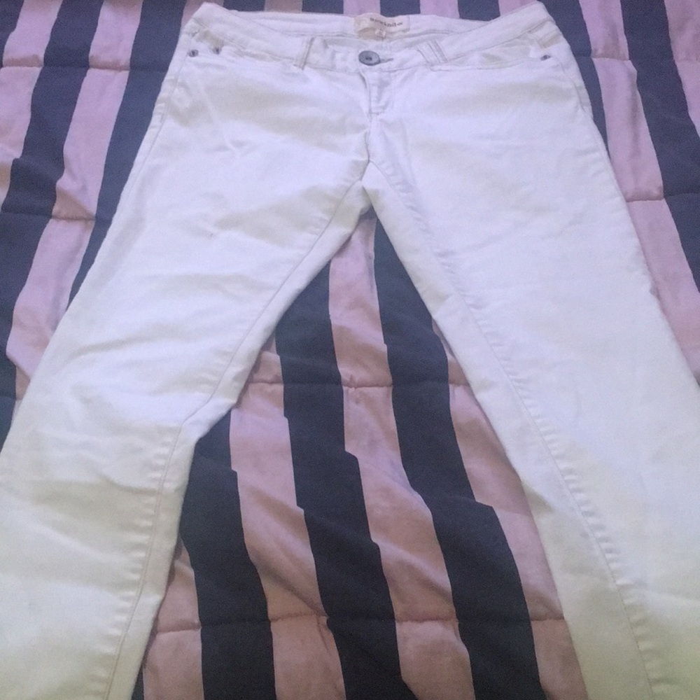 White Rewind Jeans